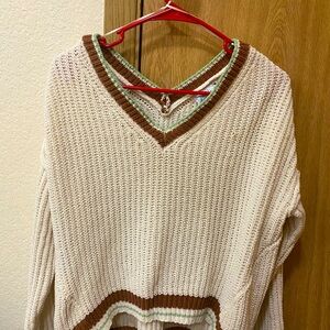 Beige/white polyester sweater